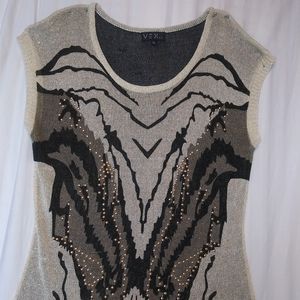Beautiful Vex & Co sleeveless top